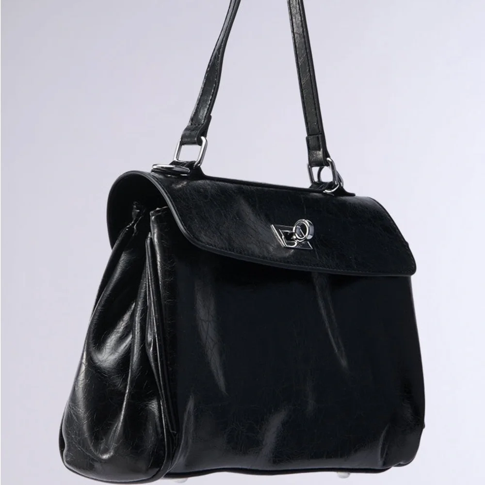 Faux Leather Rodeo Slouchy Twist-Lock Satchel Handbag